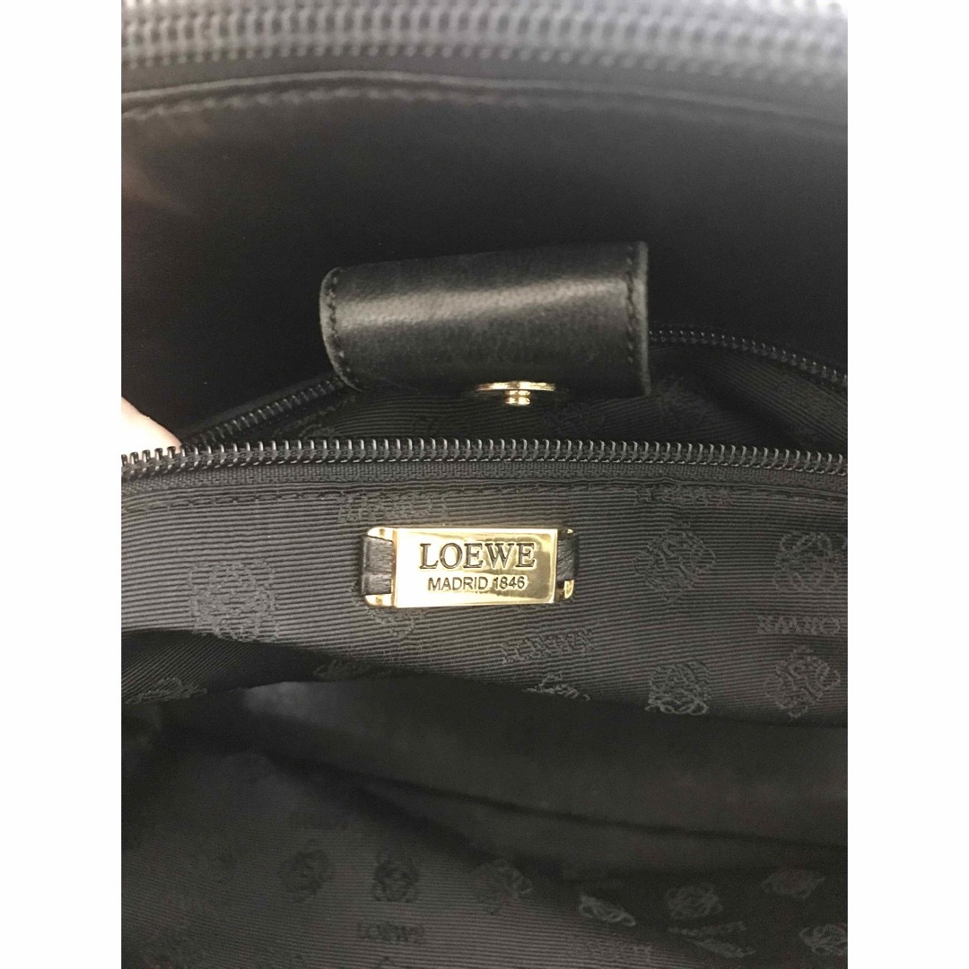 LOEWE(ロエベ)の美品　LOEWE  黒のトートバッグ レディースのバッグ(トートバッグ)の商品写真