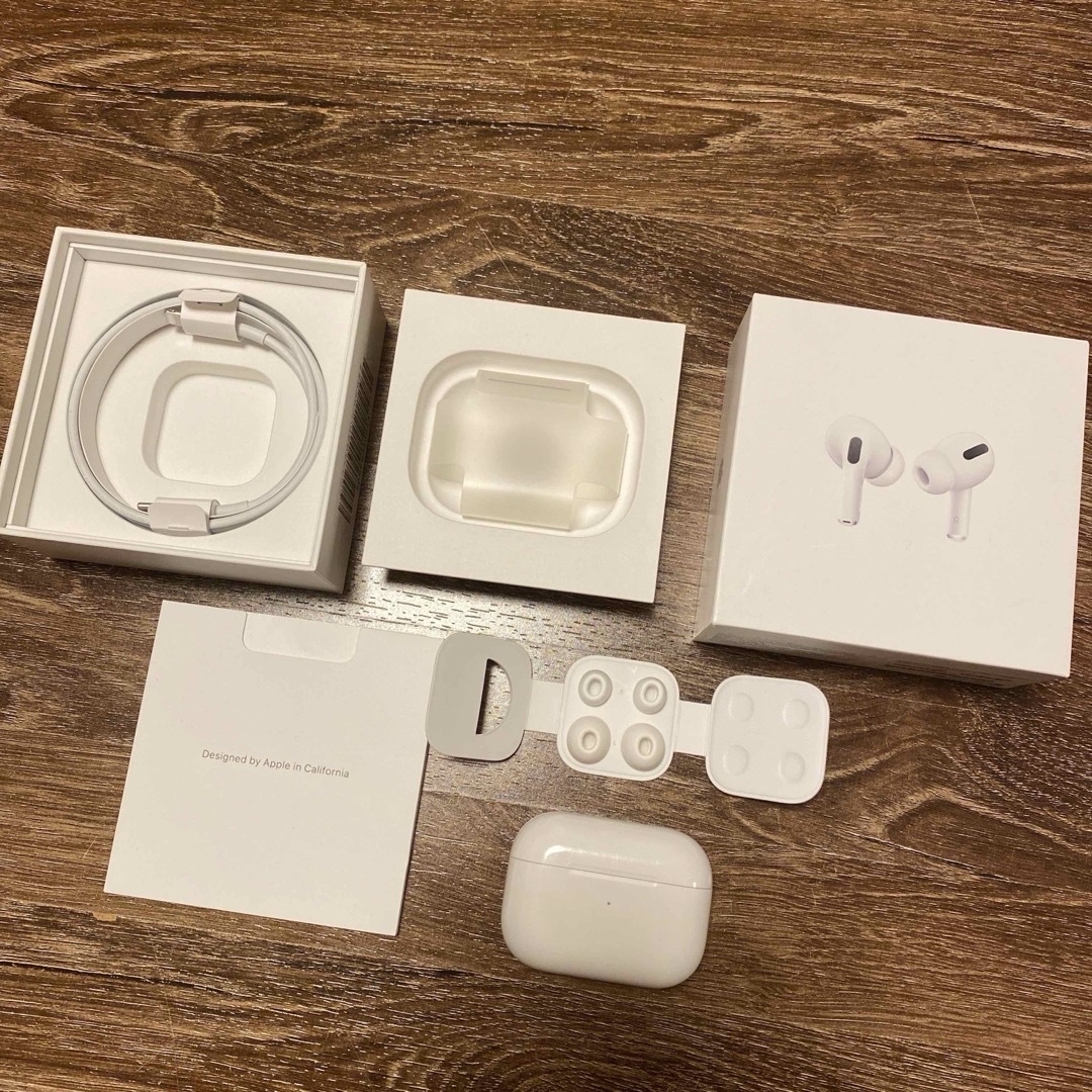 Apple - Apple正規品AirPods Pro本体 片耳右耳のみ充電ケーブルありの+