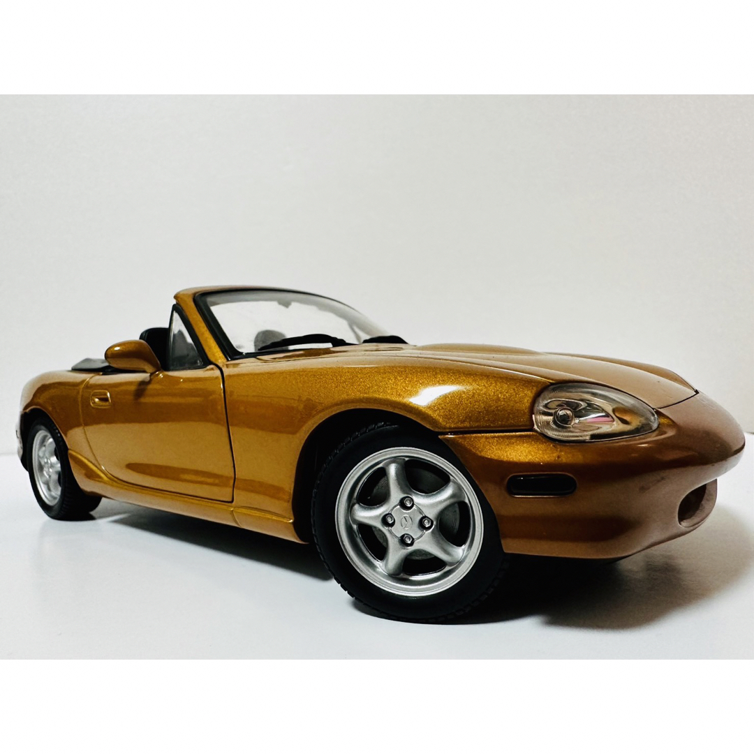 マツダ(マツダ)のGATE/Mazdaマツダ Miata MX-5 ロードスター MB 1/18 エンタメ/ホビーのおもちゃ/ぬいぐるみ(ミニカー)の商品写真