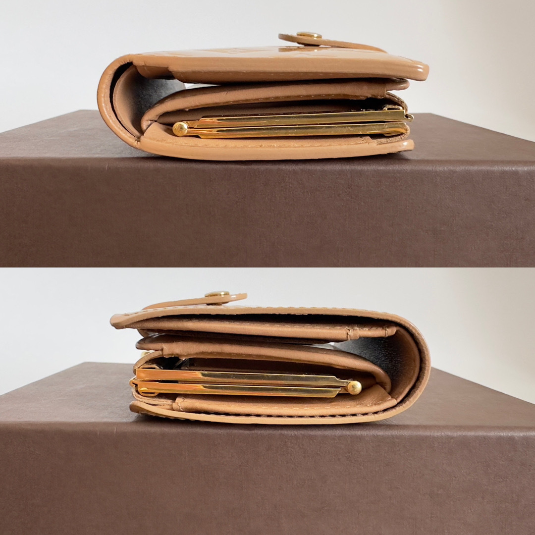 LOUIS VUITTON(ルイヴィトン)のLOUIS VUITTON  ヴェルニ 折り財布 がま口 レディースのファッション小物(財布)の商品写真