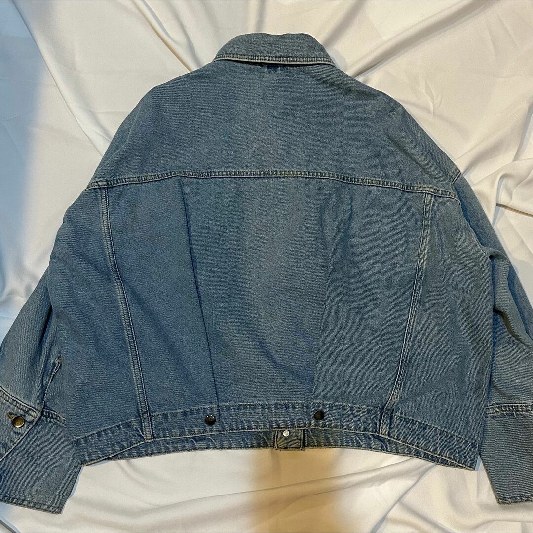 オーバーデニムジャケット　VINTAGE denim レディースのジャケット/アウター(Gジャン/デニムジャケット)の商品写真