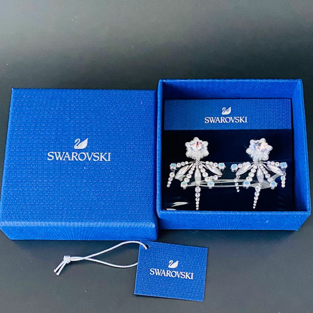 SWAROVSKI(スワロフスキー)の★新品★スワロフスキー ピアス イヤリング レディースのアクセサリー(イヤリング)の商品写真