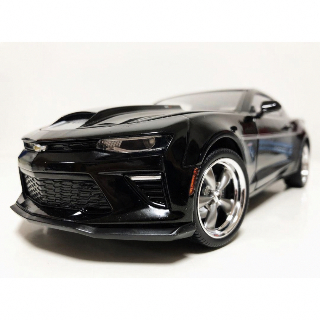 Chevrolet(シボレー)のAW/'18 Chevyシボレー イエンコ Camaroカマロ 1/18 絶版 エンタメ/ホビーのおもちゃ/ぬいぐるみ(ミニカー)の商品写真