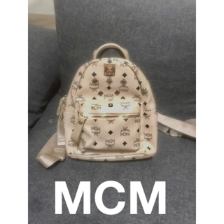 MCM - 限定価格 MCM ロゴプリント 総柄 スタッズリュック バッグパック