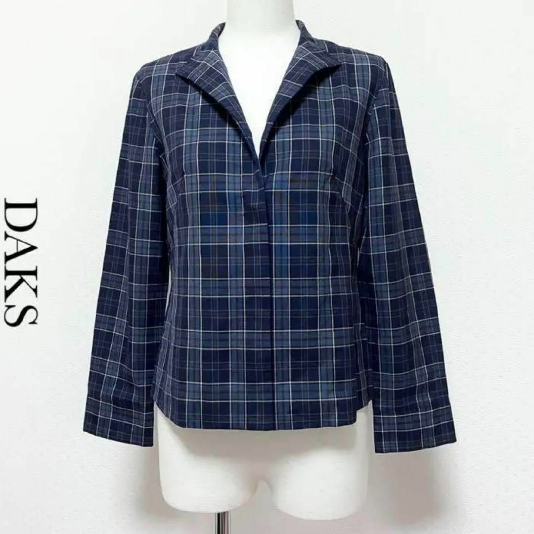 DAKS(ダックス)のDAKS ダックス 英国有名老舗 ハウスチェック シャツブラウス ネイビー レディースのトップス(シャツ/ブラウス(長袖/七分))の商品写真