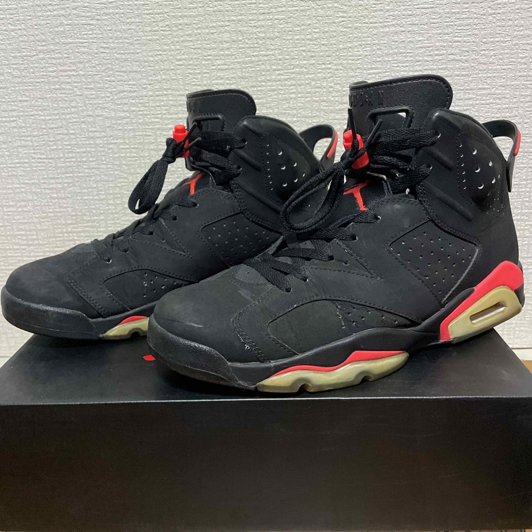 NIKE(ナイキ)のNIKE AIR JORDAN 6 RETRO BLACK INFRARED メンズの靴/シューズ(スニーカー)の商品写真