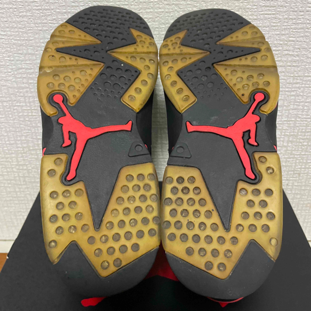 NIKE(ナイキ)のNIKE AIR JORDAN 6 RETRO BLACK INFRARED メンズの靴/シューズ(スニーカー)の商品写真