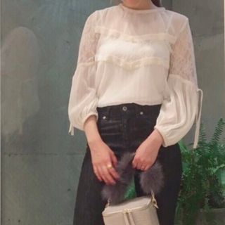 ジルスチュアート(JILLSTUART)のJILLSTUART フェイスドット ブラウス(シャツ/ブラウス(長袖/七分))