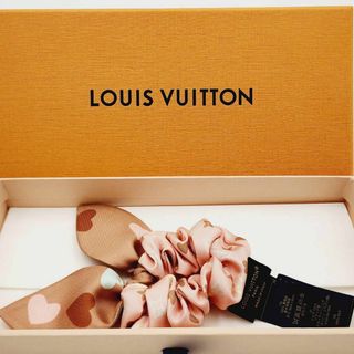 LOUIS VUITTON - ルイヴィトン モノグラムスター シュシュ ブランド