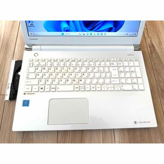 新品SSD240GB DVDスーパーマルチ搭載！ dynabook T45/CW