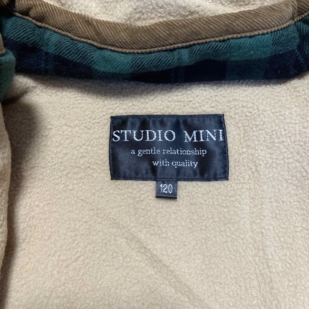 STUDIO MINI(スタジオミニ)のSTUDIO MINI スタジオミニ　アウター120㎝ チェック フリース キッズ/ベビー/マタニティのキッズ服男の子用(90cm~)(ジャケット/上着)の商品写真