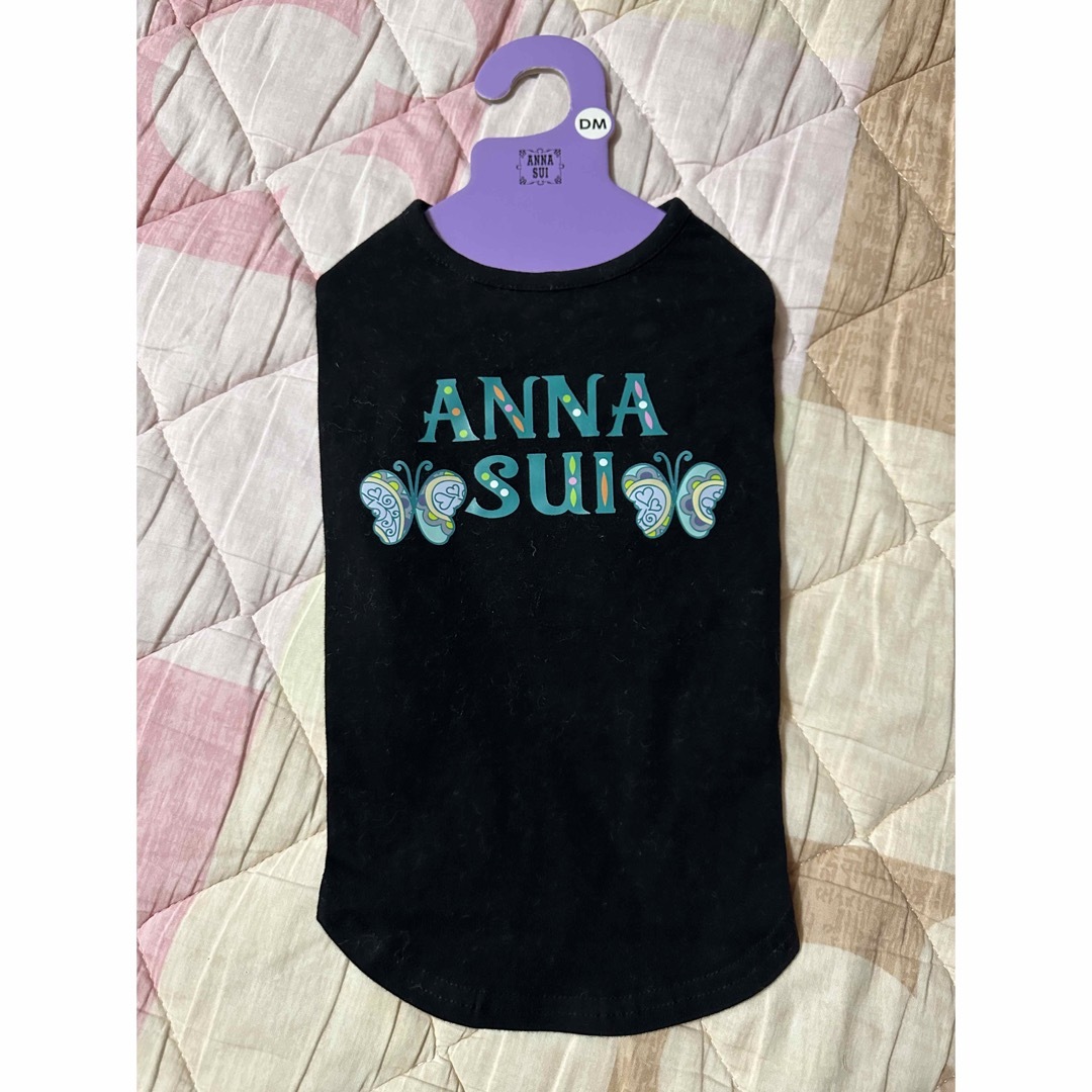 ANNA SUI(アナスイ)の値下げ　未使用品　アナスイ　ボヘミアロゴＴシャツ　DM   犬服 その他のペット用品(犬)の商品写真