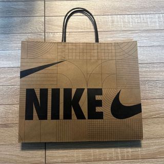 ナイキ(NIKE)の小サイズ 紙袋　NIKE ナイキ ショッパーナイキ　プレゼント梱包資材新品未使用(ショップ袋)