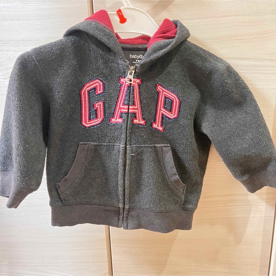 babyGAP(ベビーギャップ)のbaby gap  80 パーカー　ジップアップジャケット キッズ/ベビー/マタニティのベビー服(~85cm)(ジャケット/コート)の商品写真