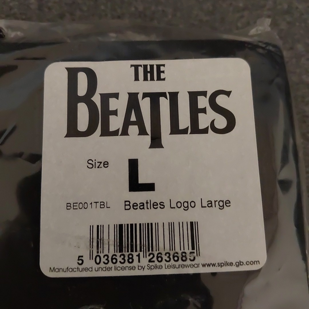 THE BEATLES(ビートルズ)のTHE BEATLES ザ・ビートルズ ★アビ－ロード プリントTシャツ 黒 メンズのトップス(Tシャツ/カットソー(半袖/袖なし))の商品写真