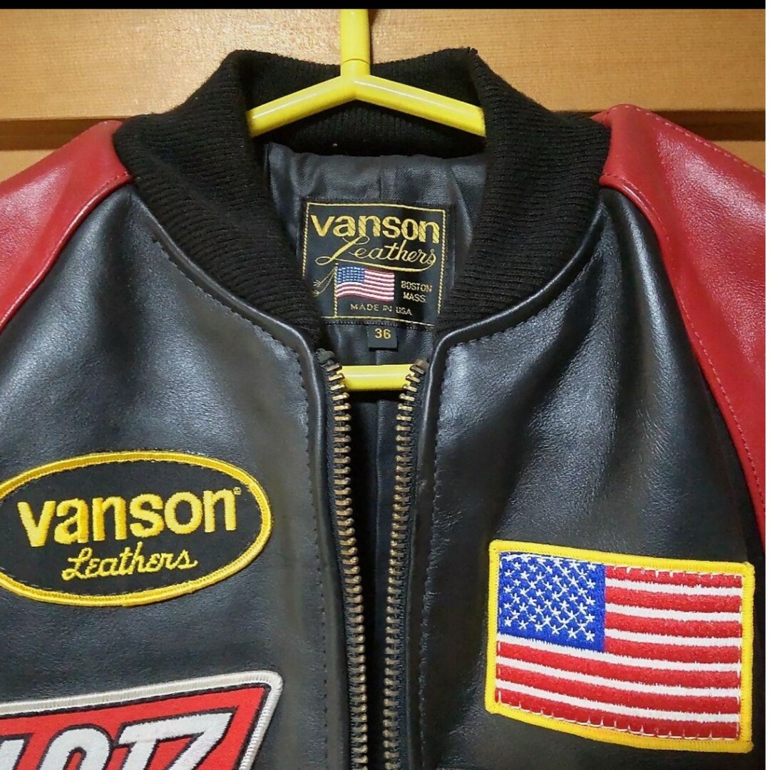 VANSON(バンソン)の新品バンソン革スタジャン 少々難有り メンズのジャケット/アウター(レザージャケット)の商品写真