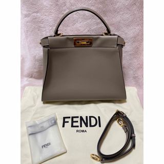 フェンディ(FENDI)の【美品】FENDI ピーカブー　ベージュ　べっ甲(ハンドバッグ)