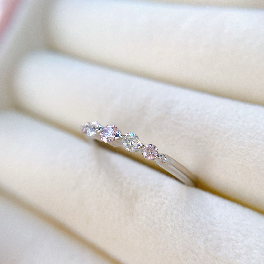 天然　ピンクダイヤモンド　ダイヤモンド　エタニティ　リング　プラチナ　美品 レディースのアクセサリー(リング(指輪))の商品写真