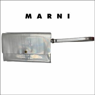 マルニ(Marni)のMARNI⭐️メタリックシルバー⭐️クラッチバッグ(クラッチバッグ)