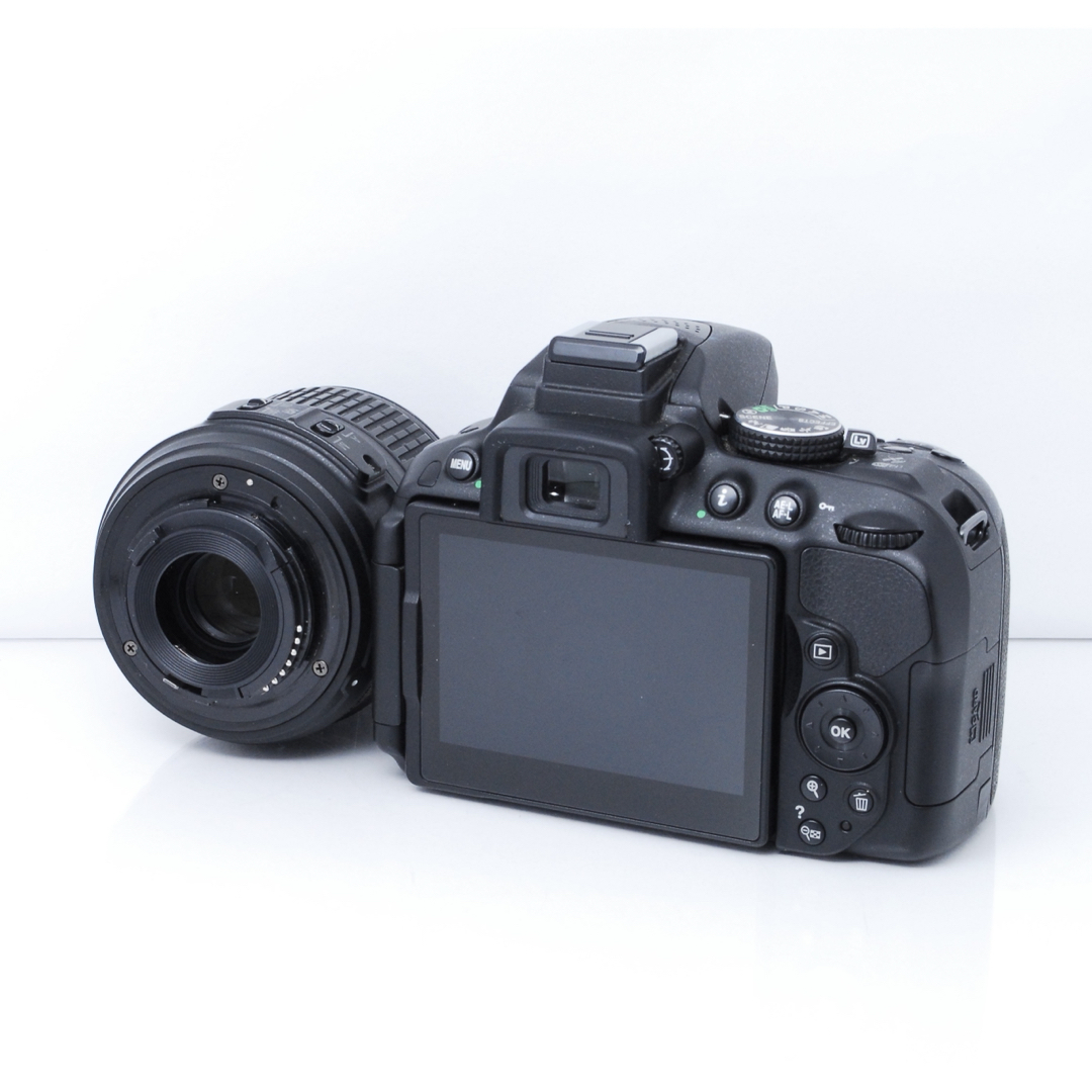 Nikon - 美品✨ニコン D5300❤️Wi-Fi&自撮り❤️ショット数3,156回