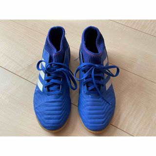 アディダス(adidas)の23cm アディダス　フットサル　シューズ　ブルー　青 プレデター　(シューズ)