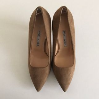 ペリーコ(PELLICO)の美品 ✴︎ PELLICO ペリーコ スエード パンプス ✴︎ ブラウン(ハイヒール/パンプス)