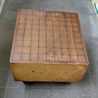 将棋盤 脚付き  木製    中古品  汚れ傷 有り(囲碁/将棋)