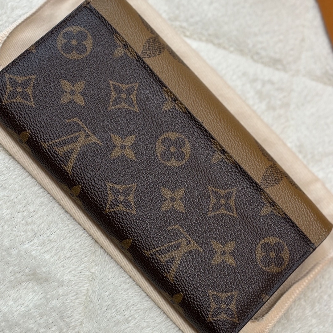 LOUIS VUITTON(ルイヴィトン)の【こつる様専用】　　ルイヴィトン　財布　ポルトフォイユ・サラ　モノグラム レディースのファッション小物(財布)の商品写真