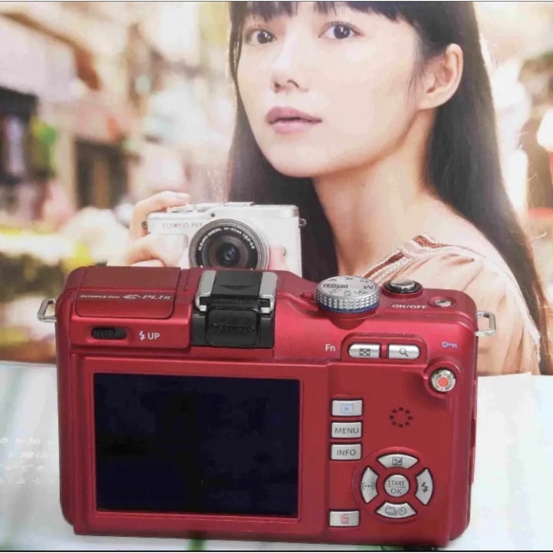 OLYMPUS(オリンパス)の⭐️残り1点⭐️OLYMPUS  ミラーレス　一眼 スマホ/家電/カメラのカメラ(ミラーレス一眼)の商品写真