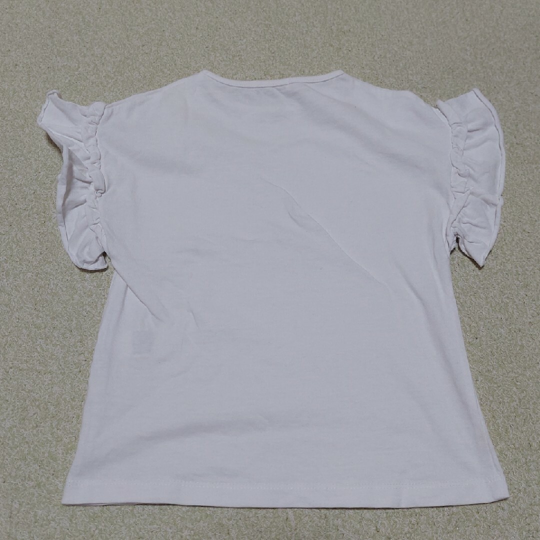 GU(ジーユー)のGU　白　Tシャツ　サイズ110 キッズ/ベビー/マタニティのキッズ服女の子用(90cm~)(Tシャツ/カットソー)の商品写真