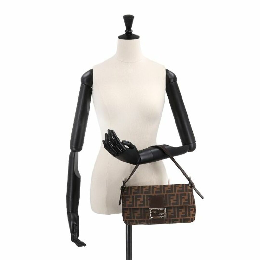 FENDI - 未使用 展示品 フェンディ FENDI ズッカ柄 マンマバゲット