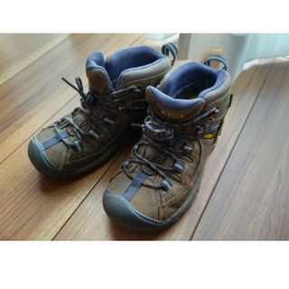 キーン(KEEN)のKEEN トレッキングシューズ    23 cm(登山用品)