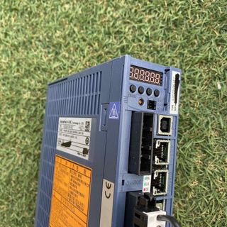 Advantech- LNC EtherServo ESD201D6-VE2 の通販 by 機械☆工具☆中古 ...