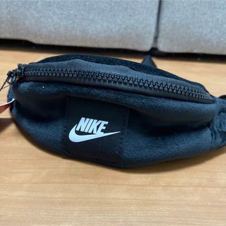 ナイキ(NIKE)の新品　未使用品　ナイキ　ヒップバッグ　ヘリテージ　ウィンターライズド　ウエスト(ウエストポーチ)