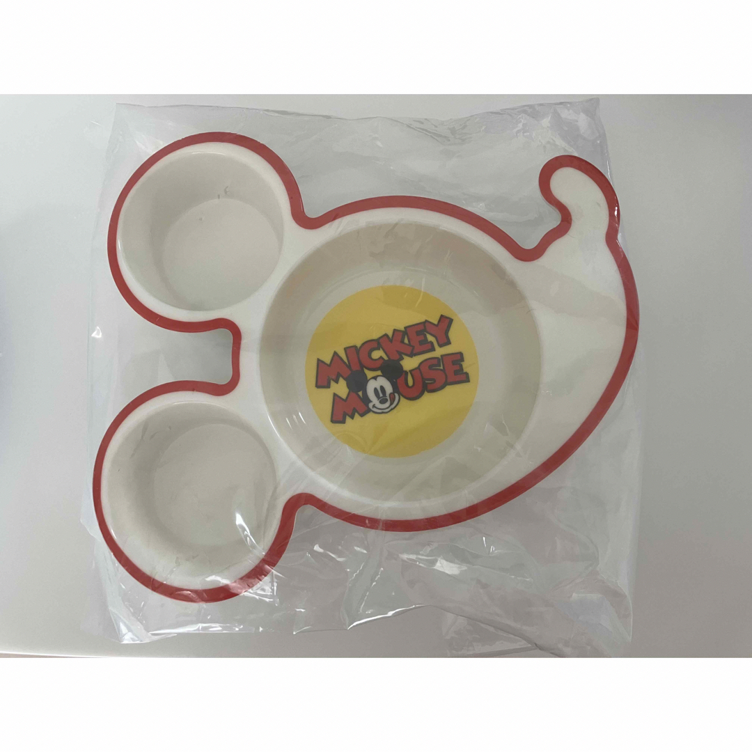 Disney(ディズニー)のミッキー　スーベニア仕切り皿　カレー皿 キッズ/ベビー/マタニティの授乳/お食事用品(プレート/茶碗)の商品写真