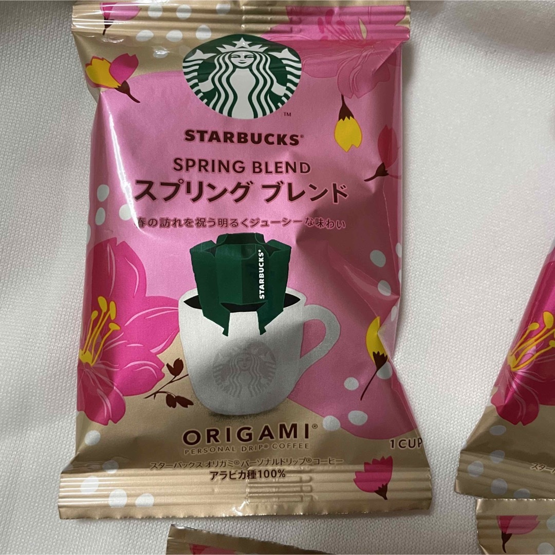 Starbucks(スターバックス)のスターバックス　starbucks スプリングブレンド　origami 春限定 食品/飲料/酒の飲料(コーヒー)の商品写真