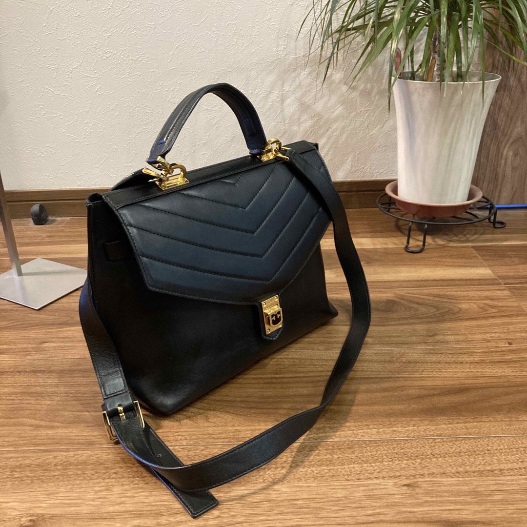 FURLA フルラ 2way ショルダーバッグ レザー ブラック ゴールド金具