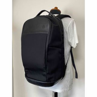 ザノースフェイス(THE NORTH FACE)のTHE NORTH FACE/リュック/ローマーデイ/ブラック/レザー/黒/良品(バッグパック/リュック)