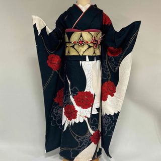 アンティーク着物　高級　正絹100% 上質振袖　蝶刺繍　身丈165cm