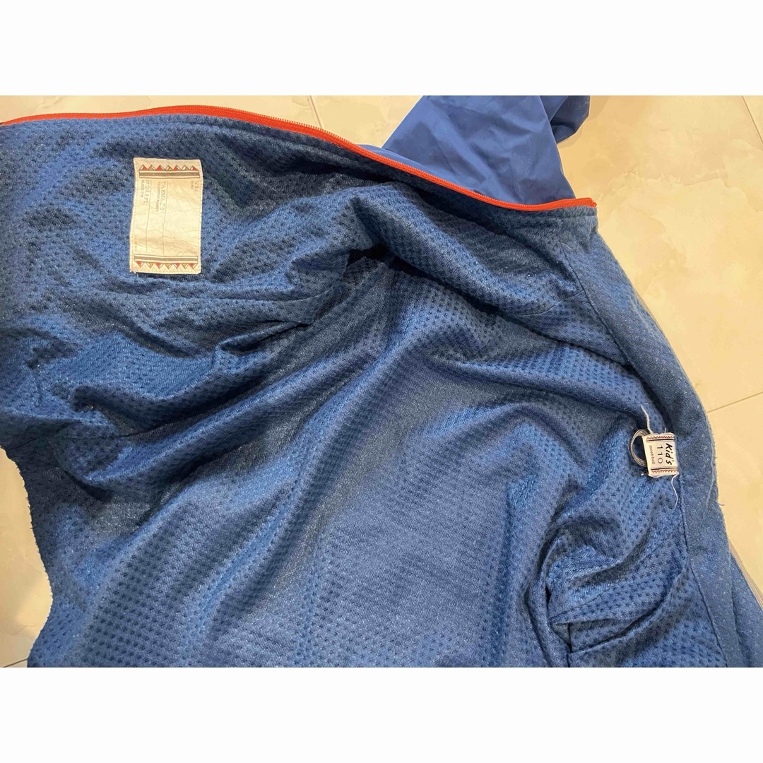 mont bell(モンベル)の美品　モンベル　110 ブルー　保存袋付き　アウター キッズ/ベビー/マタニティのキッズ服男の子用(90cm~)(ジャケット/上着)の商品写真