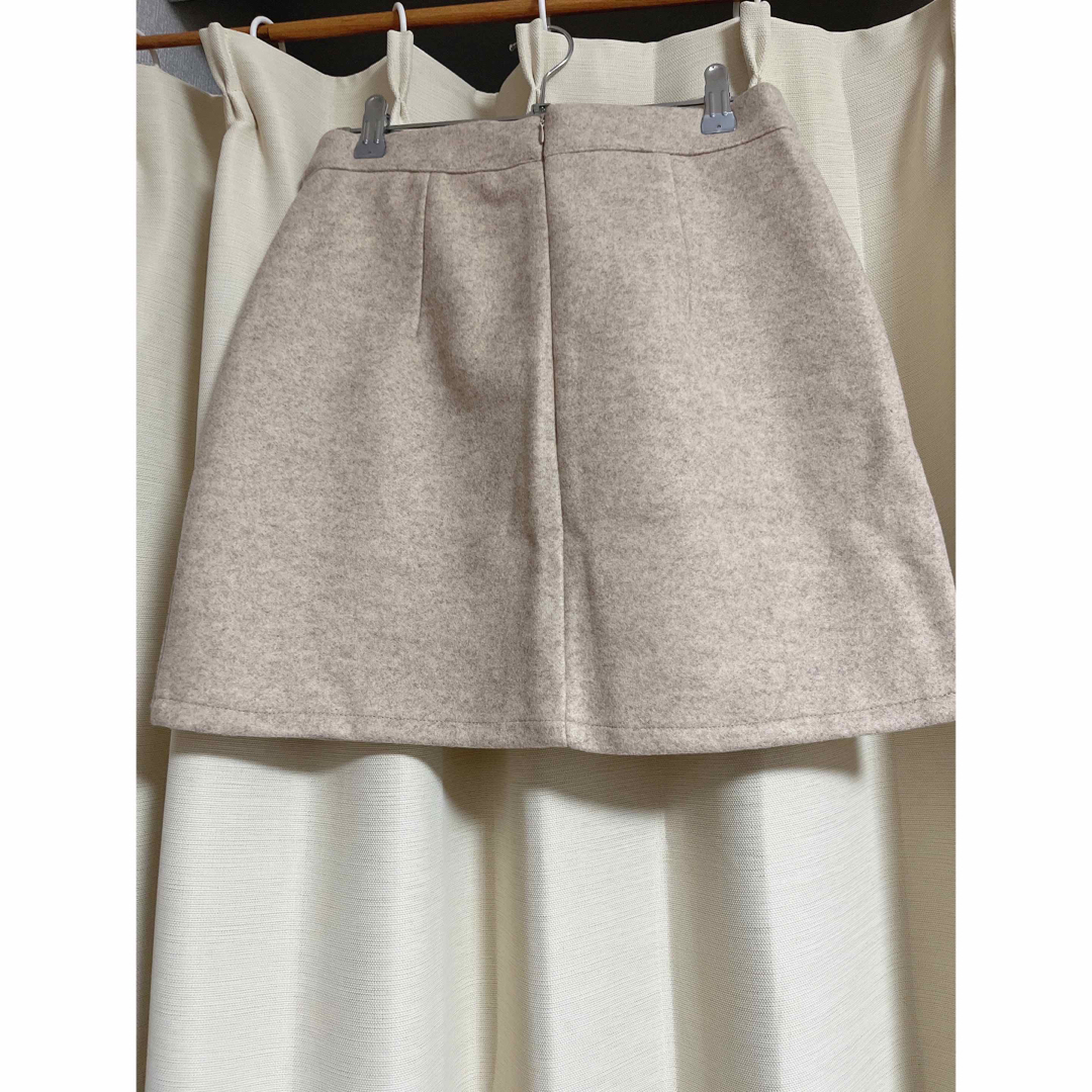 DAZY台形スカートMサイズ(試着のみ) レディースのスカート(ミニスカート)の商品写真
