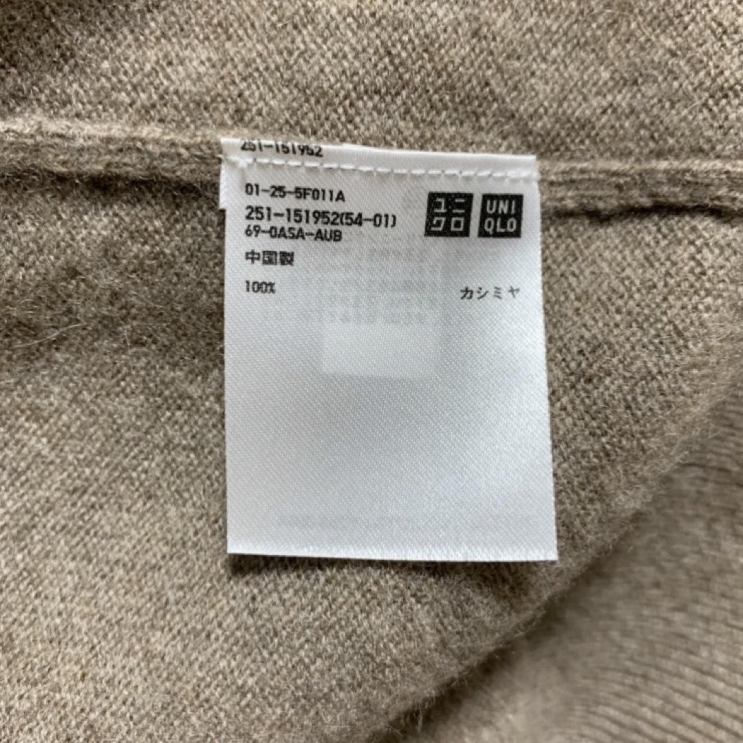 UNIQLO カシミア100%ニット 1