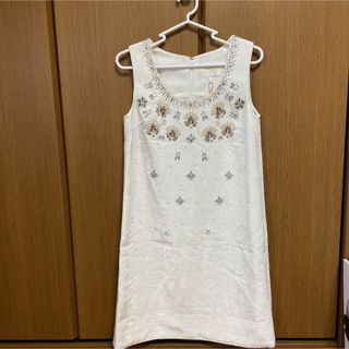 チェスティ(Chesty)の【最終値下げ】未使用品 チェスティ ビジュー ワンピース (ひざ丈ワンピース)