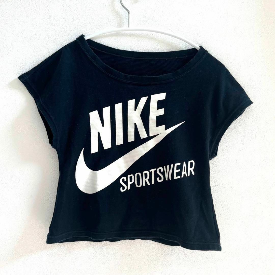 NIKE(ナイキ)のNIKE  キッズ スポーツウエア  長袖シャツ 可愛い 150cm キッズ/ベビー/マタニティのキッズ服女の子用(90cm~)(Tシャツ/カットソー)の商品写真