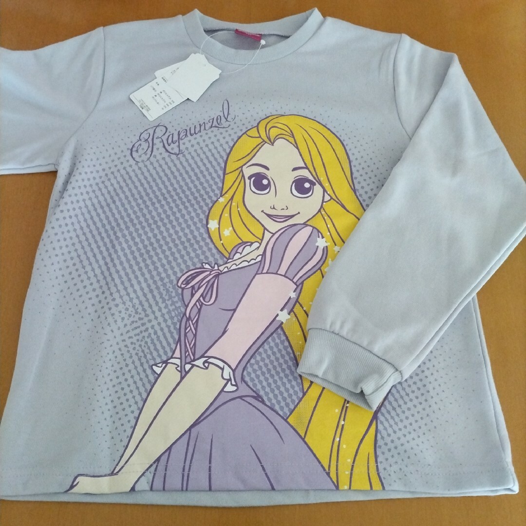 Disney(ディズニー)の新品Disneyラプンツェルトレーナー140 キッズ/ベビー/マタニティのキッズ服女の子用(90cm~)(Tシャツ/カットソー)の商品写真