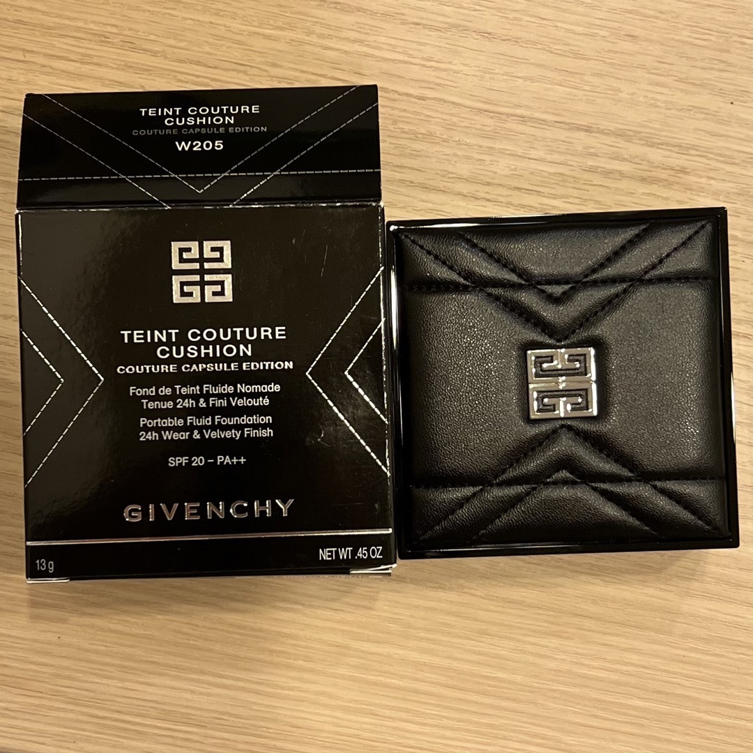 W205タン・クチュール・クッションファンデーションジバンシイGIVENCHY