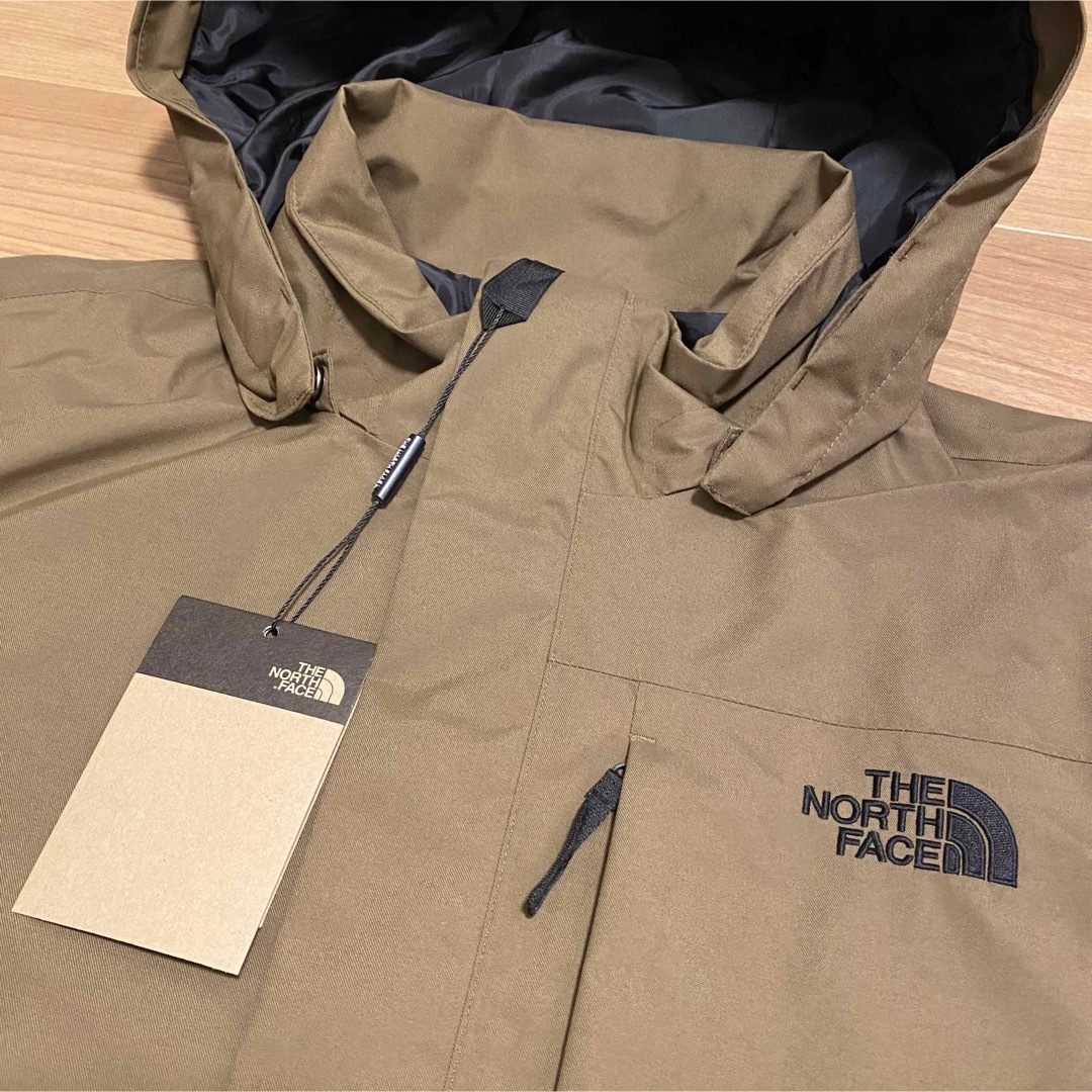 THE NORTH FACE(ザノースフェイス)の新品未使用　ザノースフェイス　マウンテンパーカー　ジャケット　キャンプ　登山 メンズのジャケット/アウター(マウンテンパーカー)の商品写真