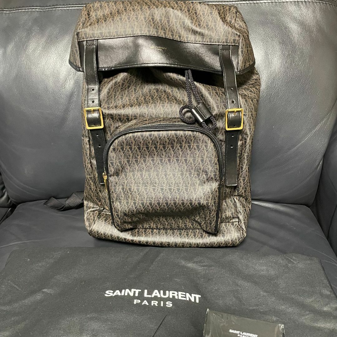 Saint Laurent(サンローラン)のSaint Laurent paris　リュックサック メンズのバッグ(バッグパック/リュック)の商品写真