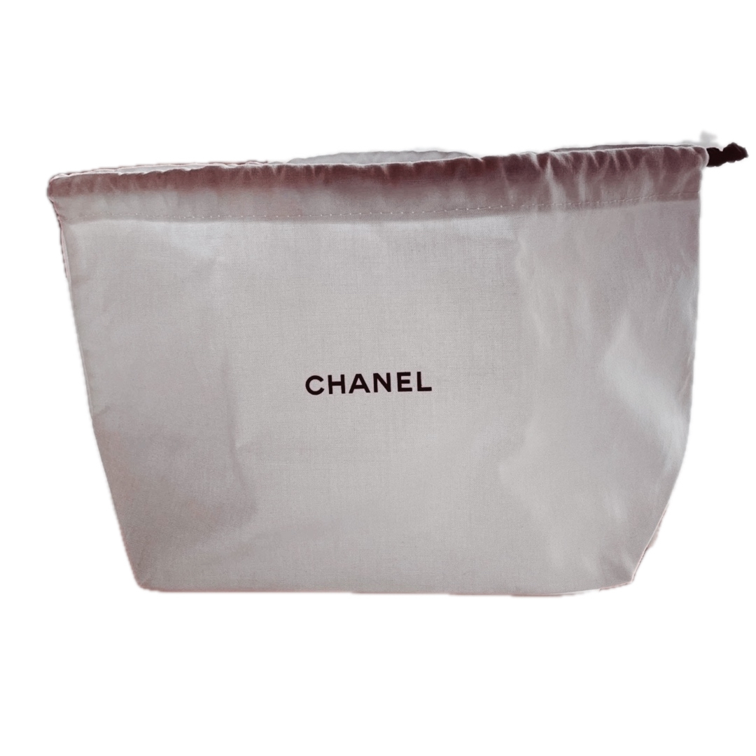CHANEL(シャネル)のCHANEL巾着バッグ　値下げしました エンタメ/ホビーのコレクション(ノベルティグッズ)の商品写真