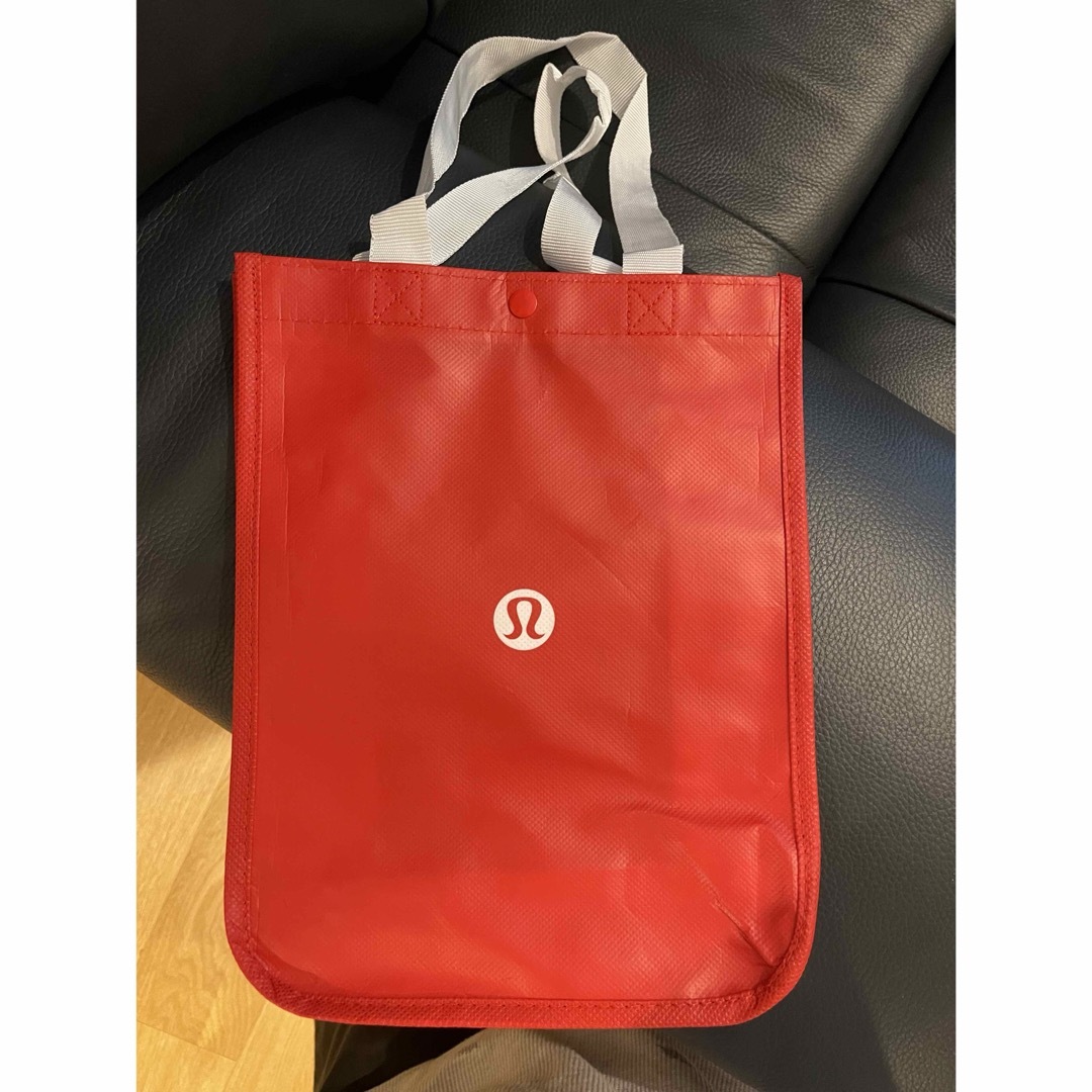 lululemon(ルルレモン)のルルレモン　ショッパー レディースのバッグ(ショップ袋)の商品写真